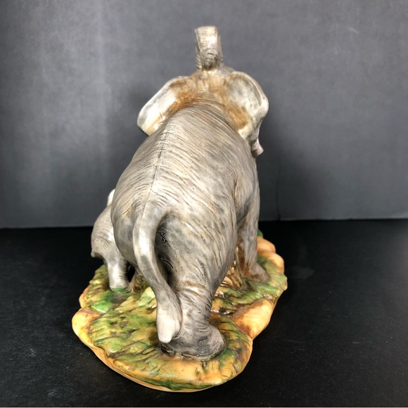 Vintage Homco Realistic Ceramic Elephant & Baby Hand-Painted Cottagecore African - Picture 7 of 12